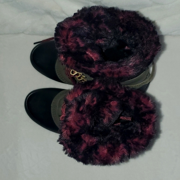 New The North Face Women's Shellista IV Luxe Waterproof Winter Rain Snow Boots - Picture 4 of 11